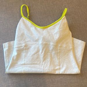 Lululemon 🍋 Tank Top, size 6